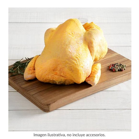 Pollo entero sin cortar por kg  peso aprox por pieza 2.1 kg