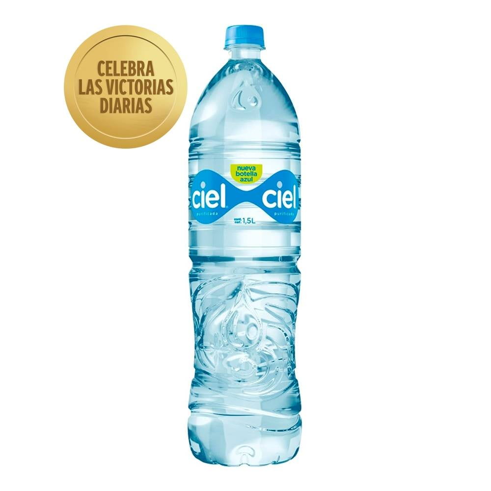 Botella Del Plástico De 1.5 Litros Imagen de archivo - Imagen de azul,  agua: 26736171