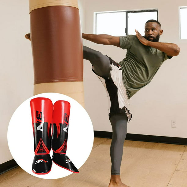 Espinilleras de artes marciales : protectores de piernas de boxeo en  taindia Thai ajustables y acolchados con empeine, protección para  entrenamiento de rojo m DYNWAVEMX Espinilleras MMA