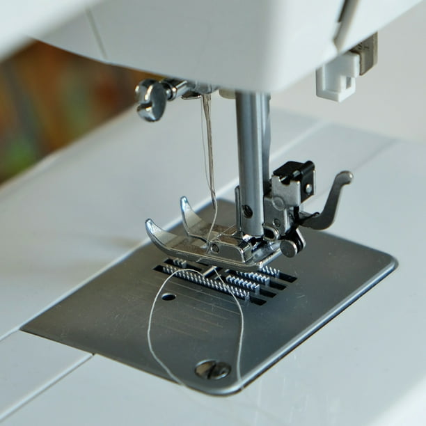 Todo lo que debes saber sobre las agujas para tu máquina de coser – Creator  Studio México