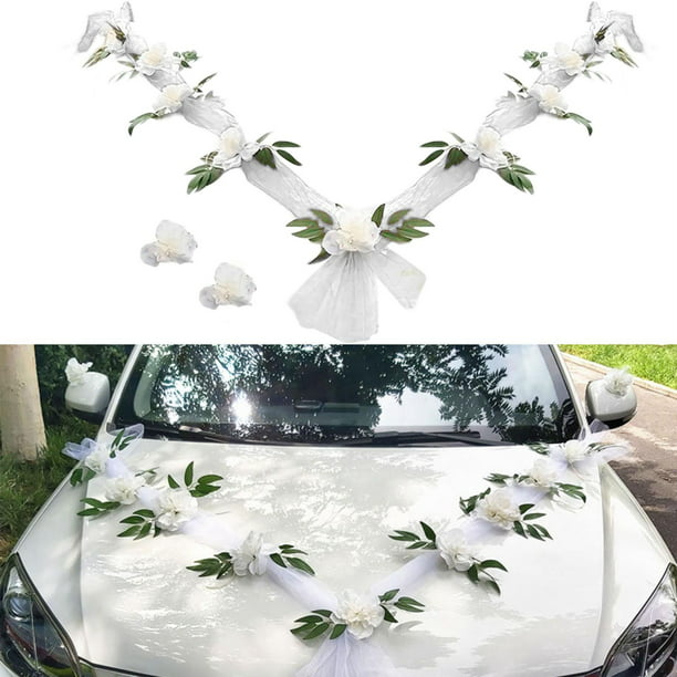Decoración de boda de flores en coche