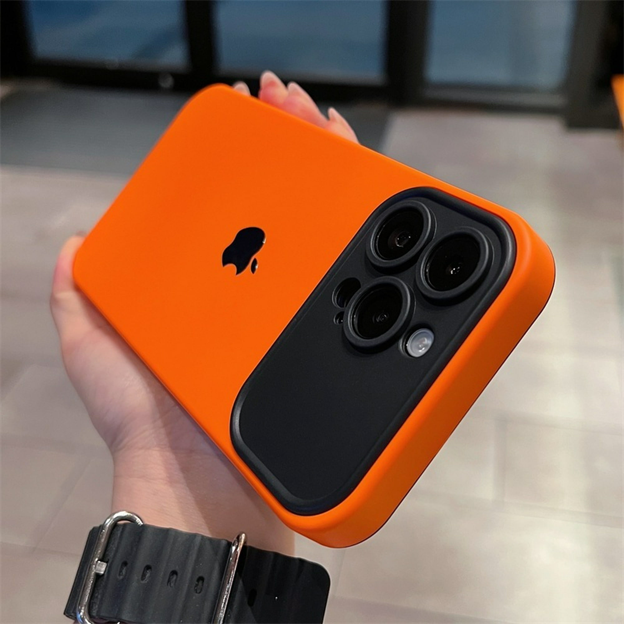 Funda silicona con cuerda iPhone 12 / 12 Pro (naranja) 