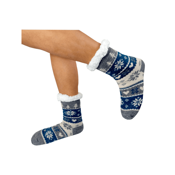Bazar Reyes - ¿Alguien de pies fríos por aquí? 🧐 Solución! Calcetines de  borrego por dentro! Además tienen puntitos antideslizantes para andar por  casa.🤪
