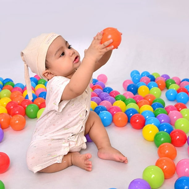 Pelota de piscina de agua de océano de plástico suave colorido, divertido  juguete de natación para niños y bebés (25 uds.)