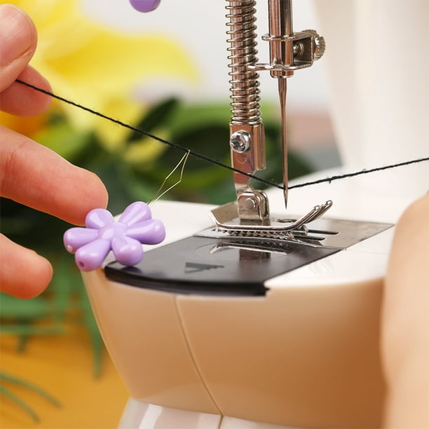 Cómo enhebrar agujas de coser a mano  Agujas de coser, Enhebrar maquina de  coser, Aguja de coser a mano