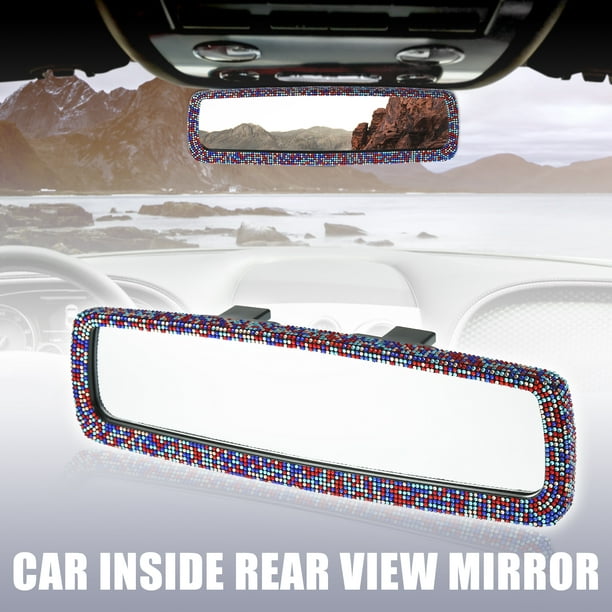 Ajuste manual del espejo retrovisor en el interior del coche