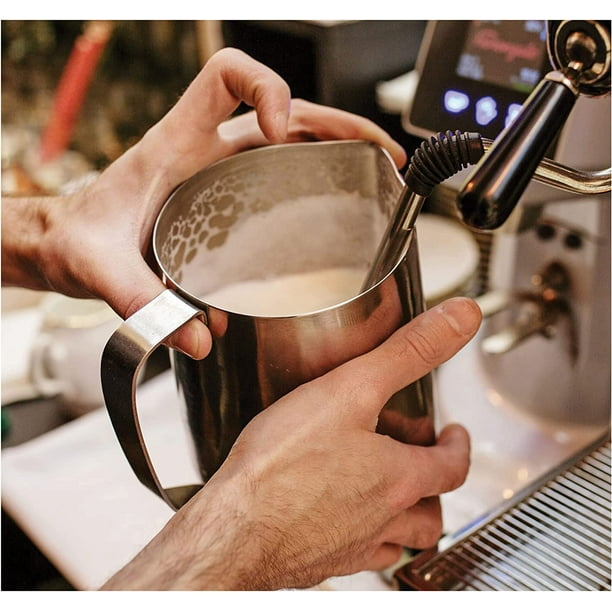 1 jarra de leche barista de 20.3 fl oz para máquina de café, jarra para  espumar leche, jarra de vapor de metal, jarra de vapor de leche de acero  inoxidable ideal para