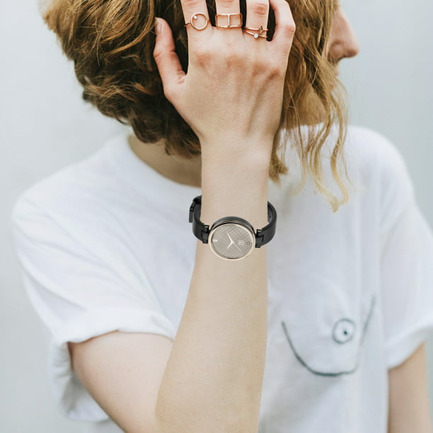 Garmin Lily® - Classic  Smartwatch para mujeres