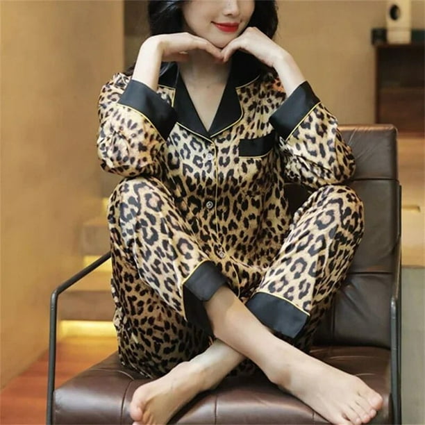 Pijama de mujer con estampado de leopardo • Todo pijamas