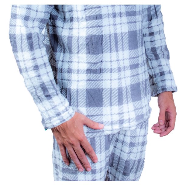 Cálido y suave: te contamos cómo es el pijama polar para hombre más vendido  en  - Showroom