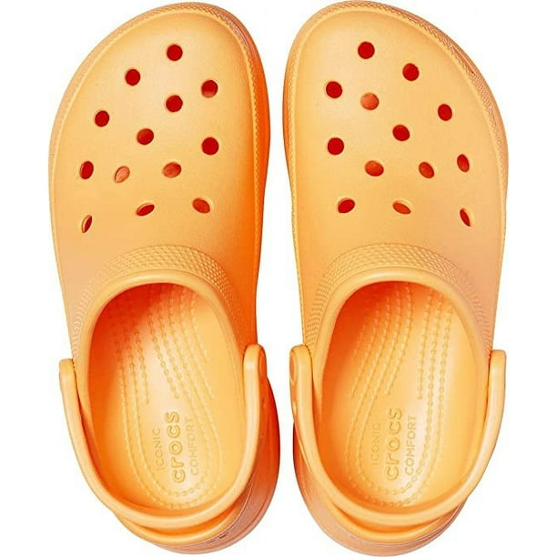  Crocs Classic - Zuecos de plataforma para mujer : Ropa, Zapatos  y Joyería