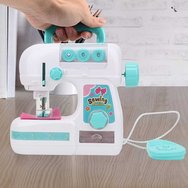 Funcionamiento de maquina de coser infantil jugueteria Baby Kingdom 