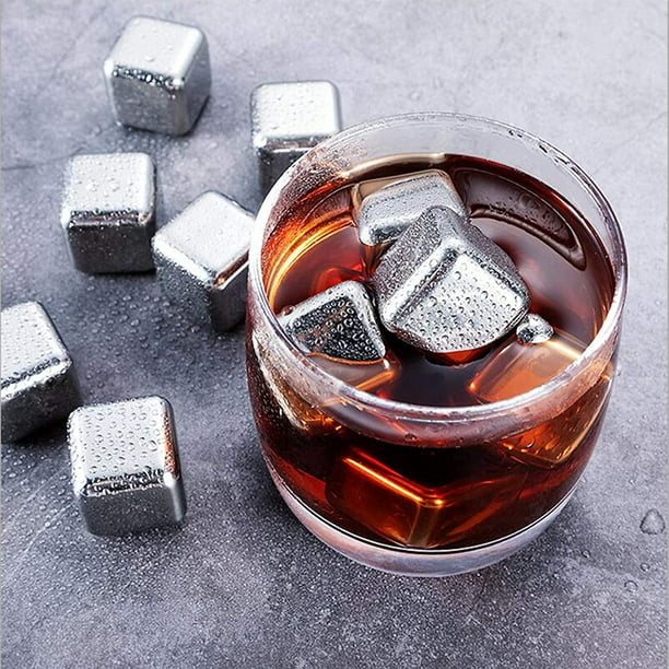 Piedras de whisky de acero inoxidable, cubitos de hielo reutilizables para  enfriar whisky, piedras para bebidas con pinzas y bandeja de almacenamiento  para congelador para whisky Sincero Hogar