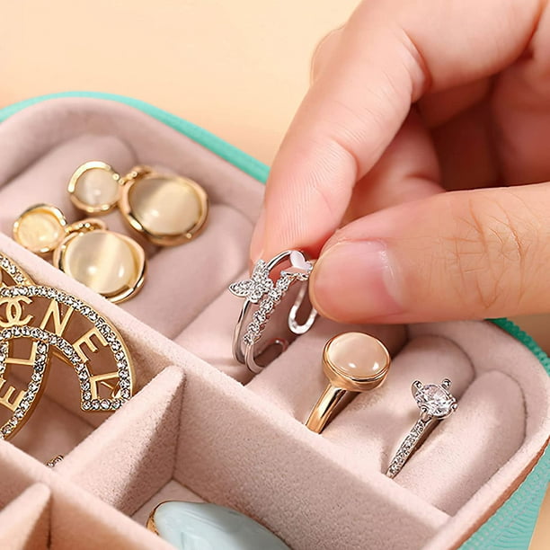 Mini joyero portátil de viaje de cuero para joyas de anillo organizador  caja de regalo de almacenamiento para niñas y mujeres (blanco).