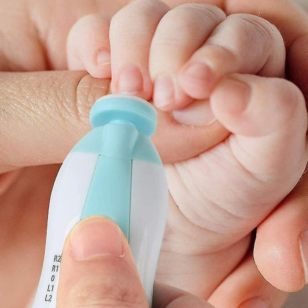 Esta lima de uñas para bebés consigue recortarlas de manera segura