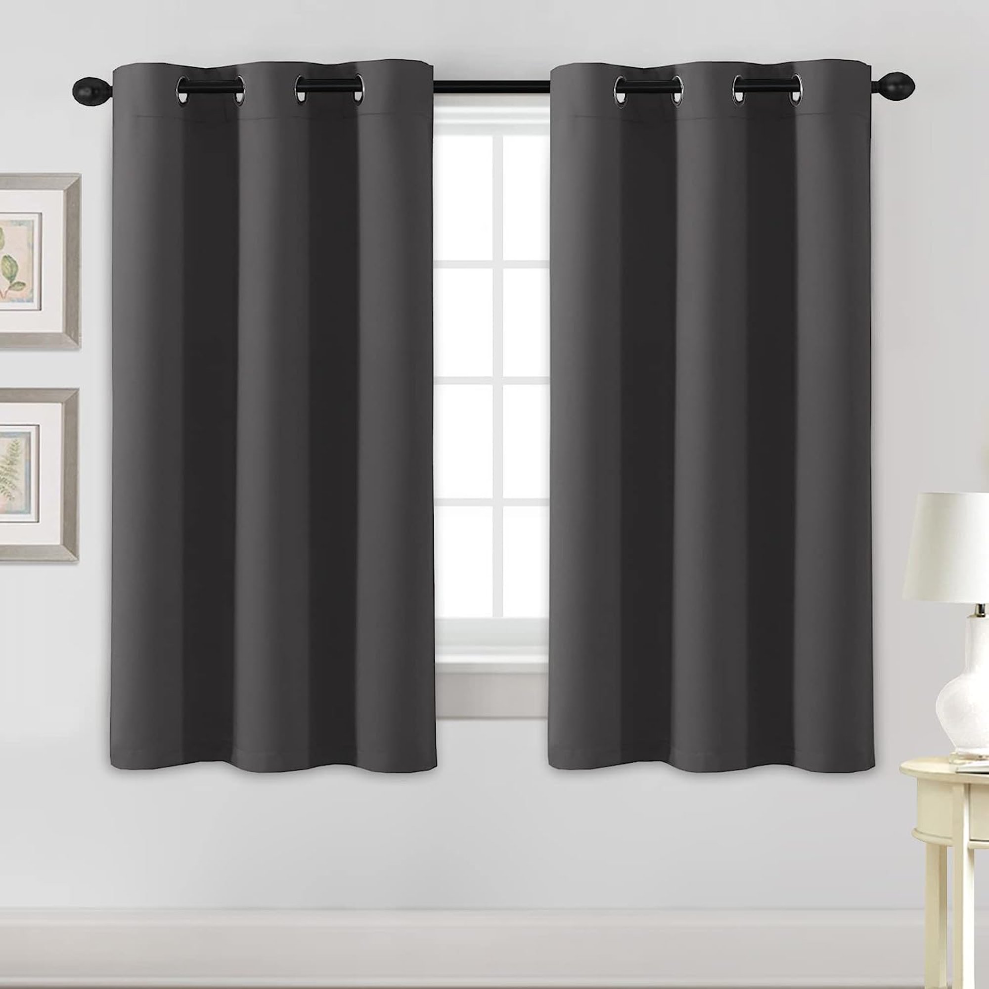 Cortinas blancas para dormitorio, 42 x 54 pulgadas de largo.