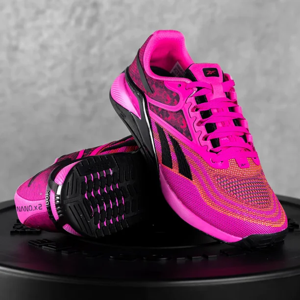  Reebok Nano 9 - Tenis de entrenamiento para mujer, Negro, 5 :  Ropa, Zapatos y Joyería
