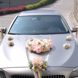 Hermosas Decoraciones Para Un Coche De Bodas. Organización De