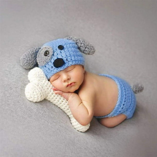 Bebé recién nacido, en, un, disfraz, primer plano, de, bebé recién nacido,  niño, llevando, perro, sombrero