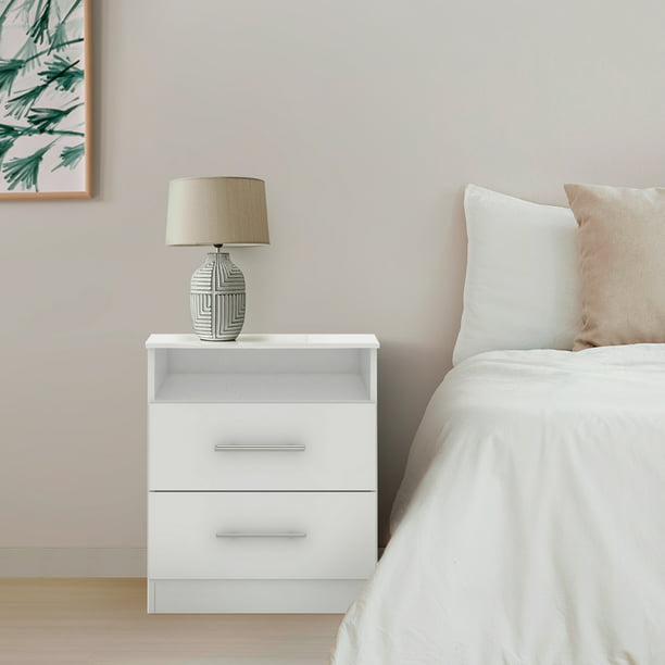 Liv cómoda blanca  Muebles de dormitorio blanco, Muebles de dormitorio  modernos, Decoración de cómoda de dormitorio