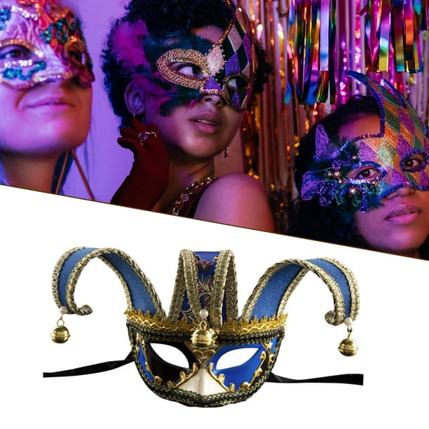 Mascara Veneciana Mujer En Traje De Carnaval Elegante Azul Ligero