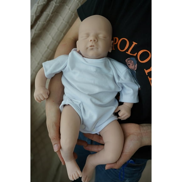 42 cm soft silicone reborn baby boy unpainted doll kit sam lifelike 18 inch reborn doll surprice children antistresswith cloth body gao jinjia led